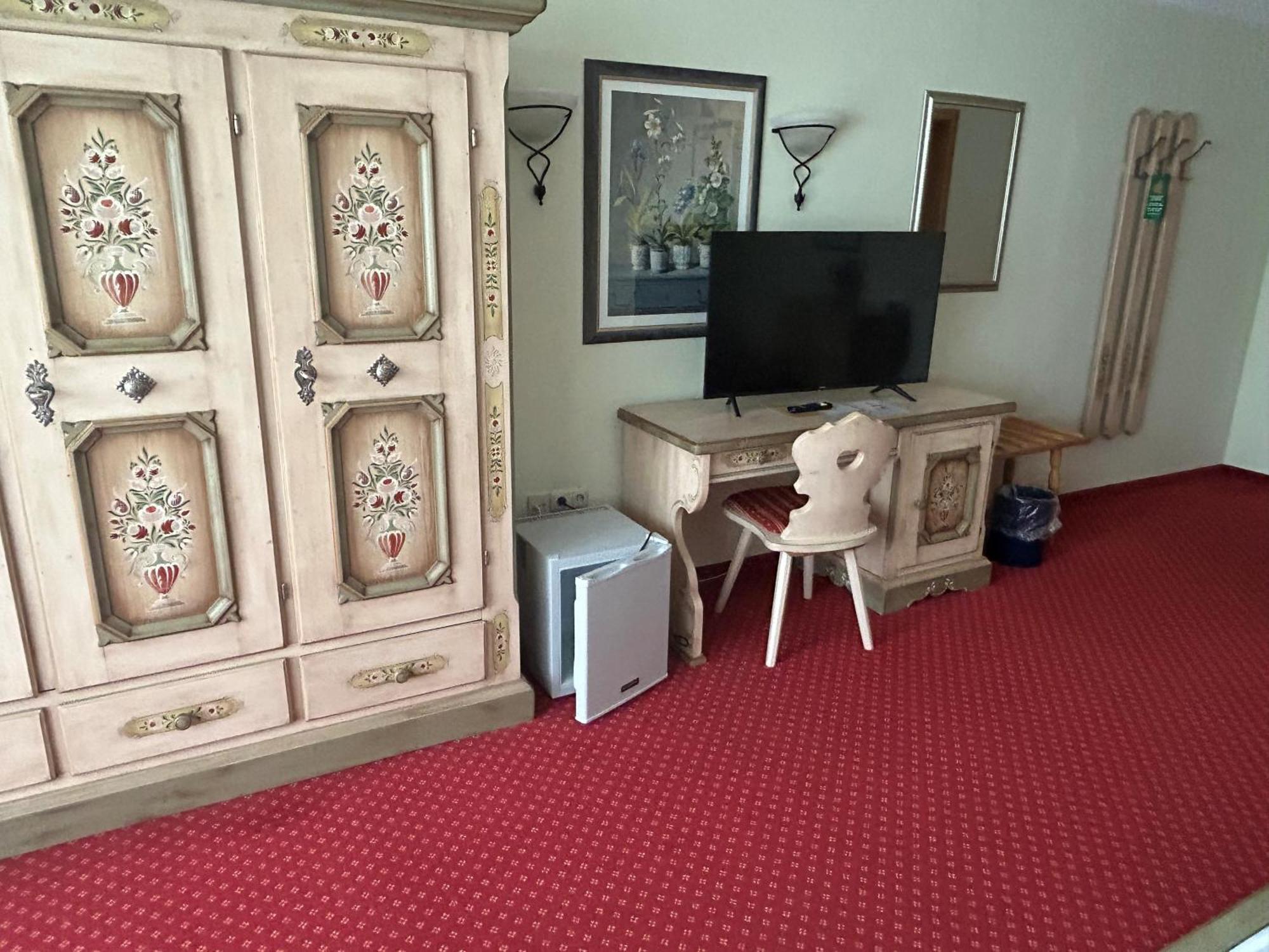 Hotel Garni Hubertushof Bad Füssing Екстериор снимка